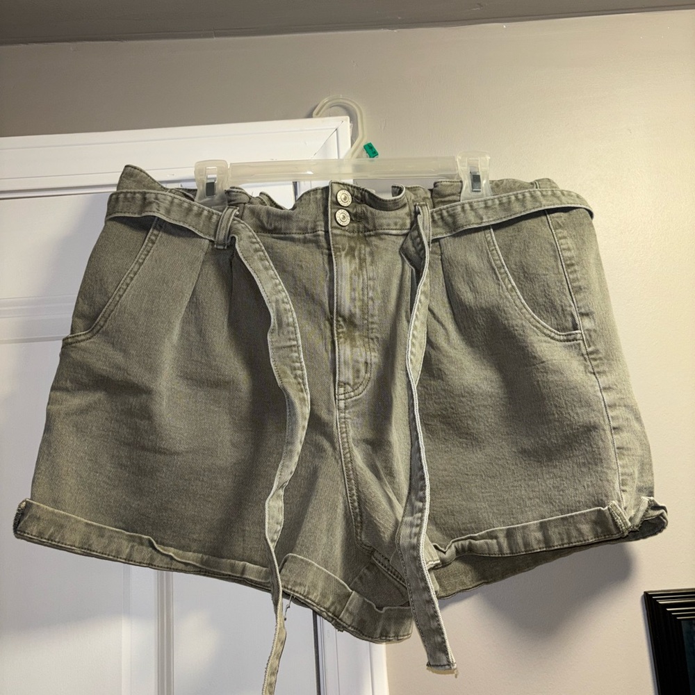 American Eagle Outfitters Army Green/Grey Jean Shorts with Cuffed Hem